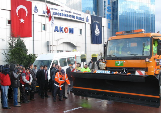 İstanbul Belediyesi Kar Küreme Araçlarında Araç Takip Sistemi Kullanıyor